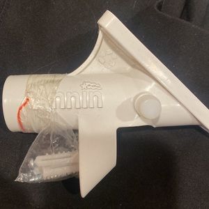 Annin flag pole mounting bracket